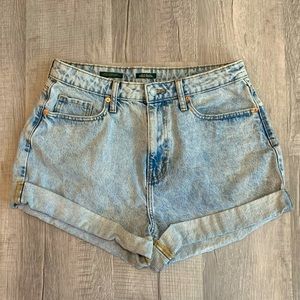 NWOT Wild Fable Super-High Rise Rolled Cuff Mom Shorts